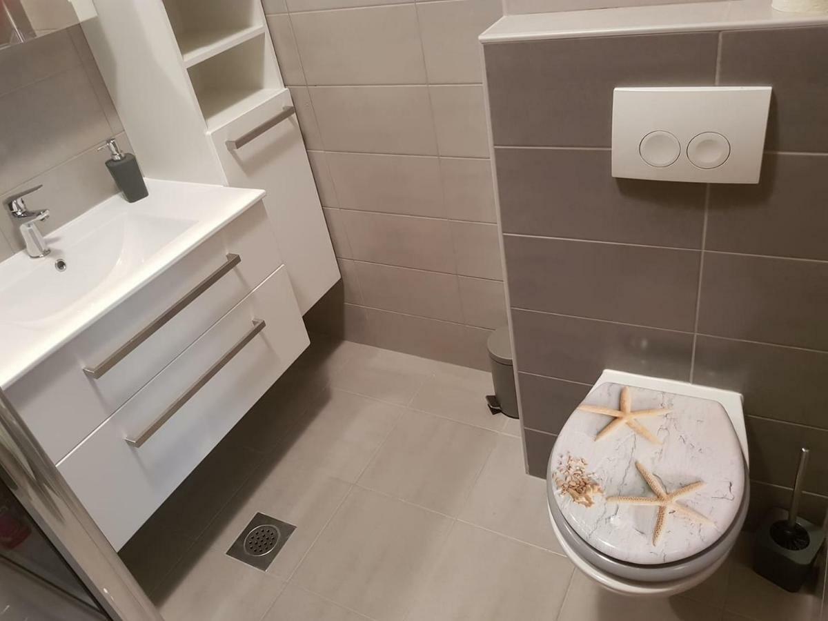 Apartment Doris コストレナ エクステリア 写真